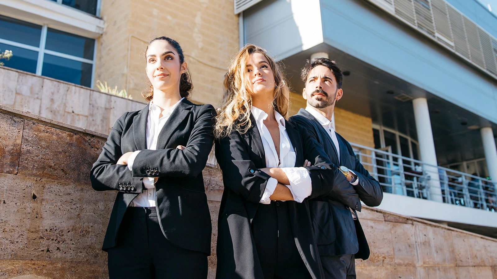 Agentes-listos-para-hacer-una-colaboracion-inmobiliaria Agentes inmobiliarios listos para hacer una colaboración inmobiiaria en Chile